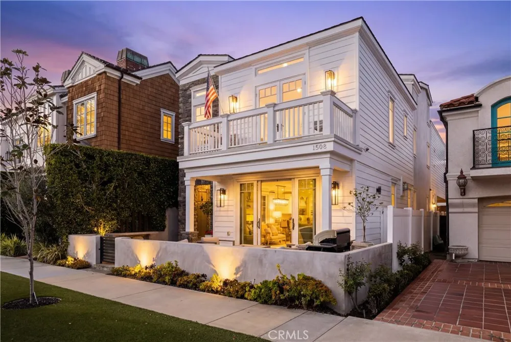 1508 E Balboa Boulevard Newport Beach, CA 92661
