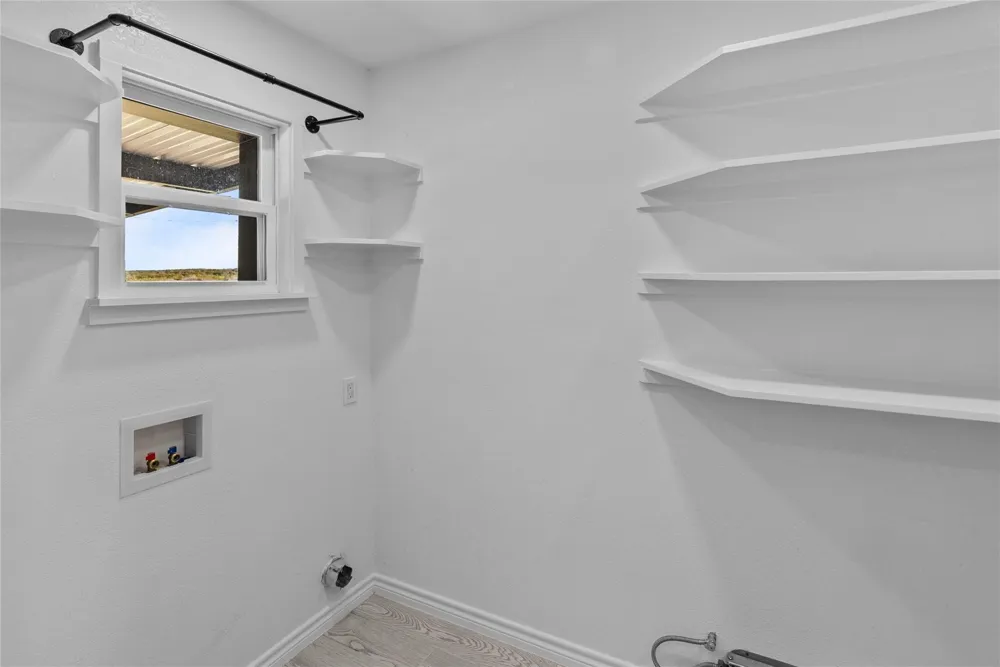 170 High Ridge Drive Azle, TX 76020