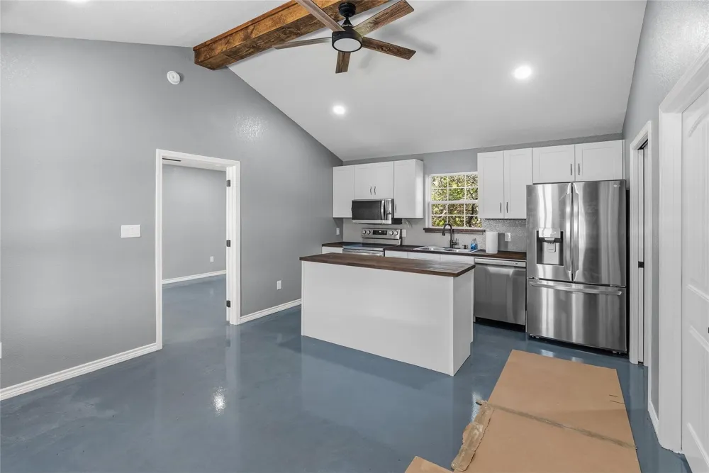 170 High Ridge Drive Azle, TX 76020