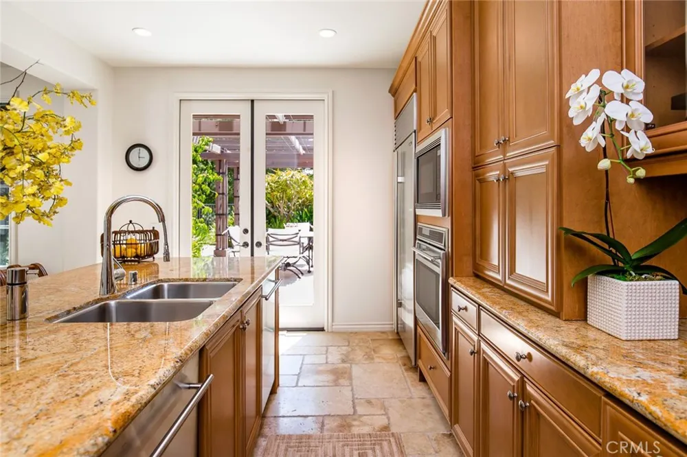 6 Gentle Breeze Newport Coast, CA 92657