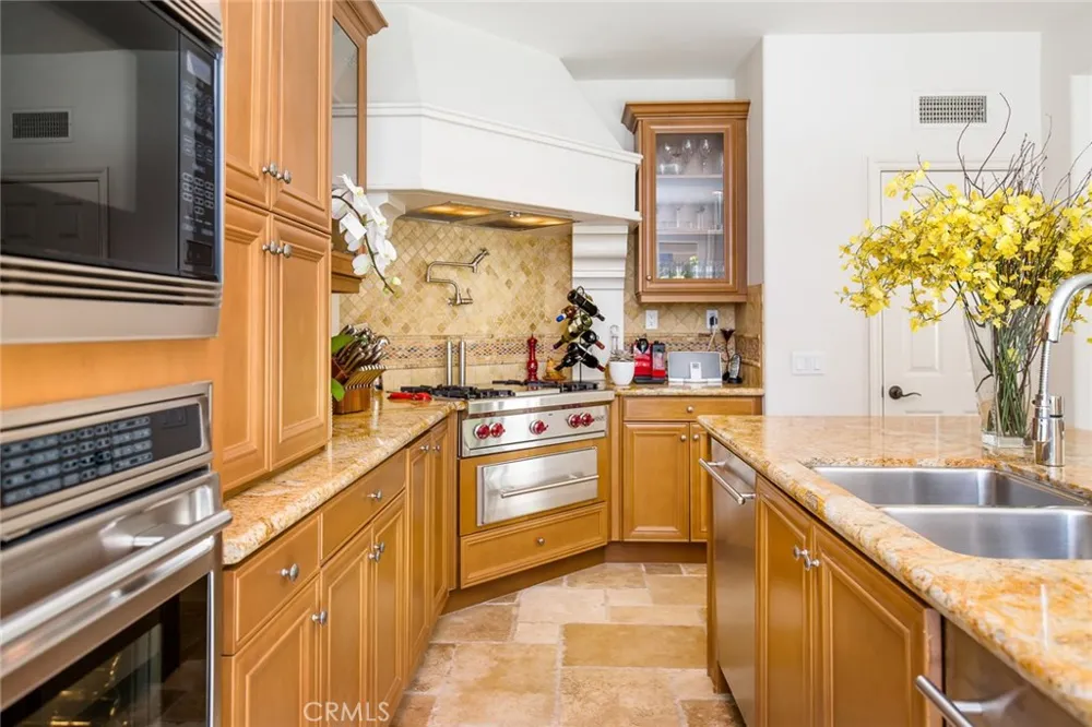 6 Gentle Breeze Newport Coast, CA 92657