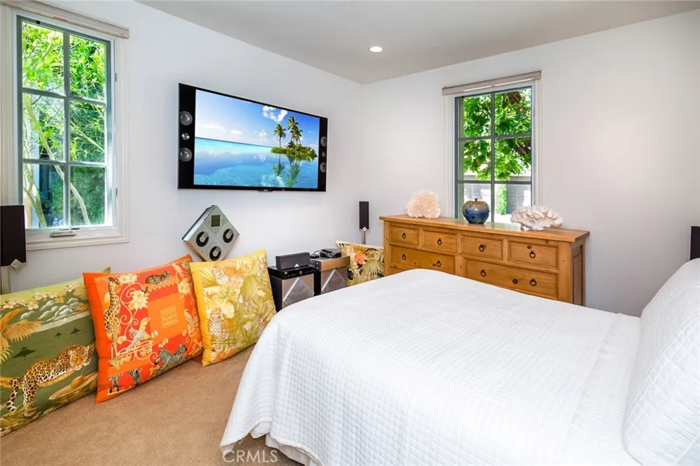 6 Gentle Breeze Newport Coast, CA 92657