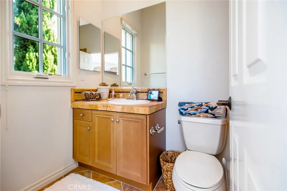 6 Gentle Breeze Newport Coast, CA 92657