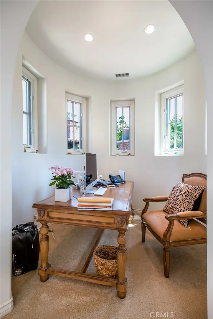6 Gentle Breeze Newport Coast, CA 92657