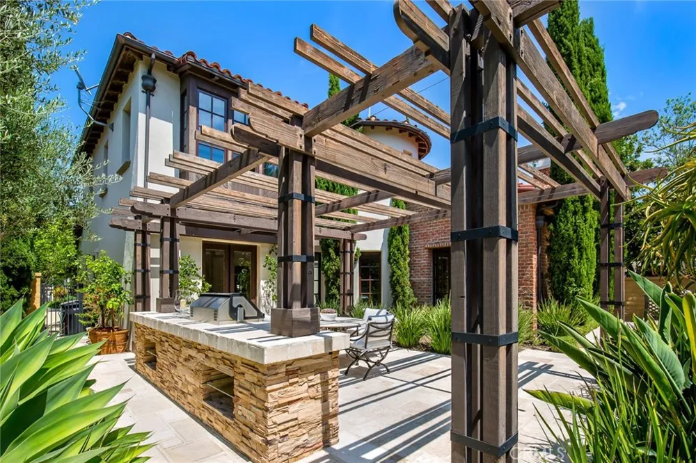 6 Gentle Breeze Newport Coast, CA 92657