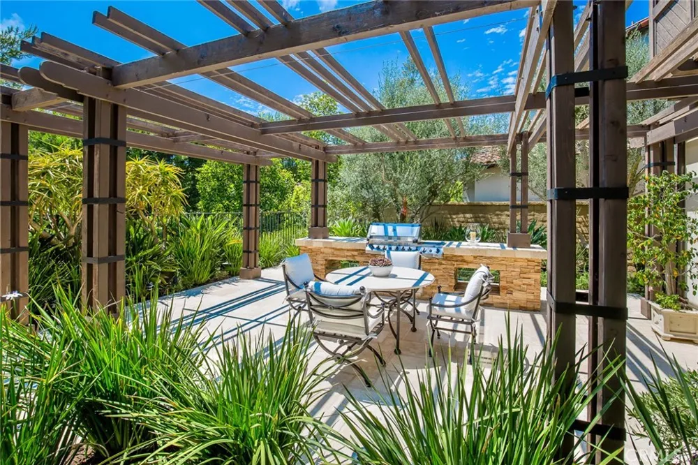 6 Gentle Breeze Newport Coast, CA 92657