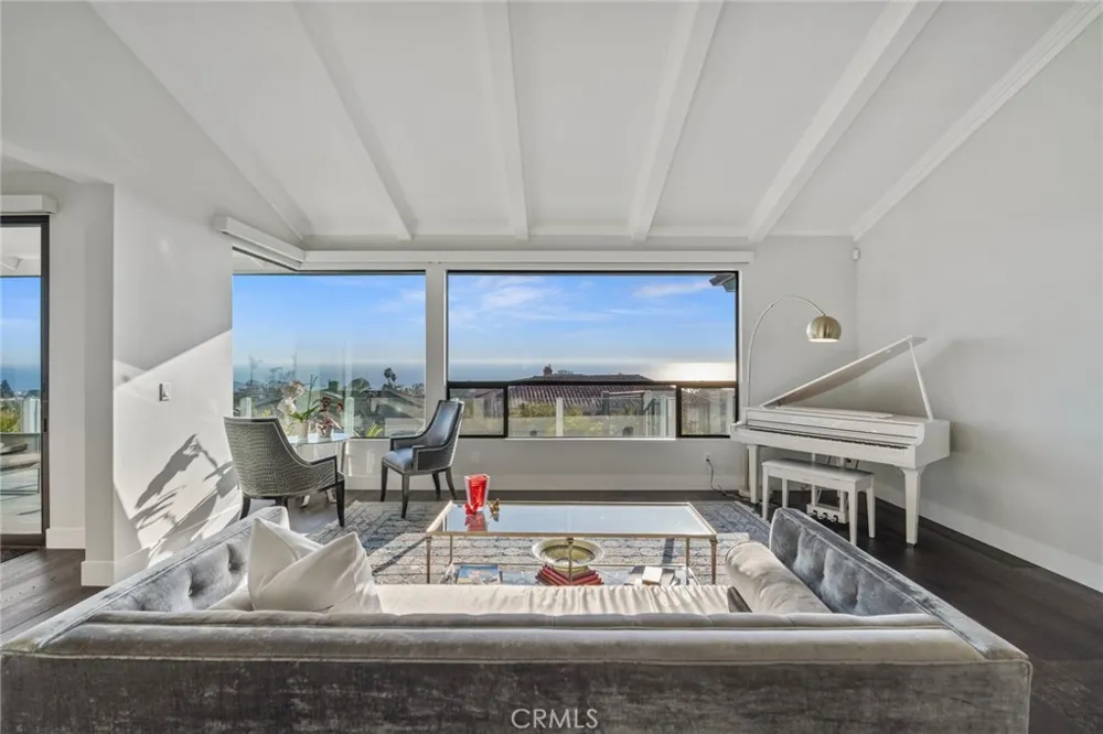 22862 Via Genoa Dana Point, CA 92629