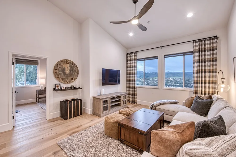 6 Panorama Coto de Caza, CA 92679