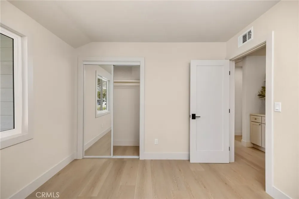 17571 Wrightwood Huntington Beach, CA 92649