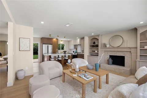 17571 Wrightwood