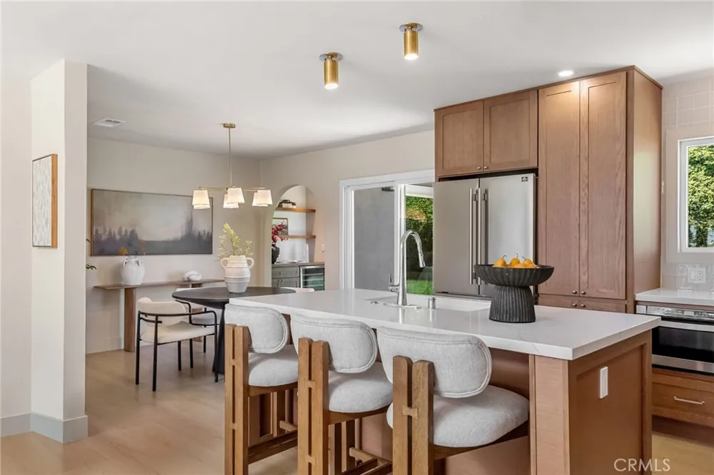17571 Wrightwood Huntington Beach, CA 92649