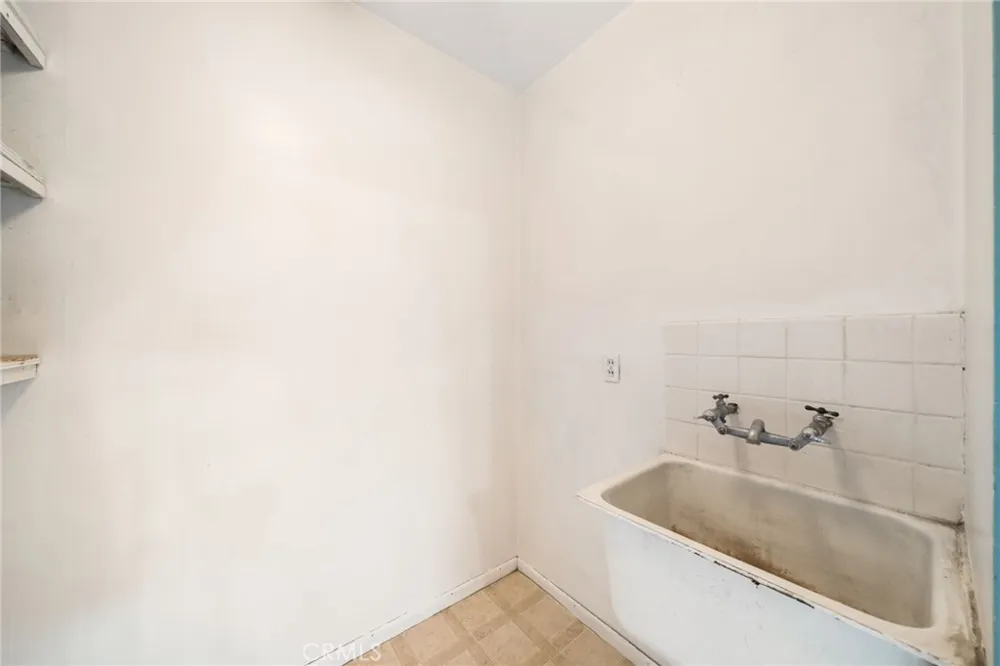 2001 Heather Monterey Park, CA 91755