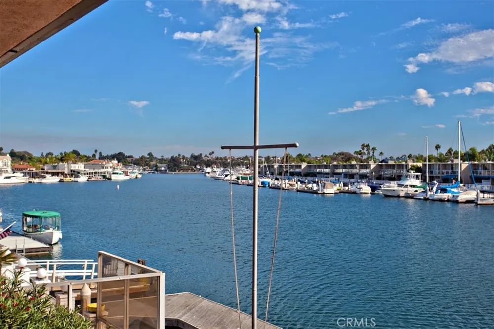 409 Utica #D43 Huntington Beach, CA 92648