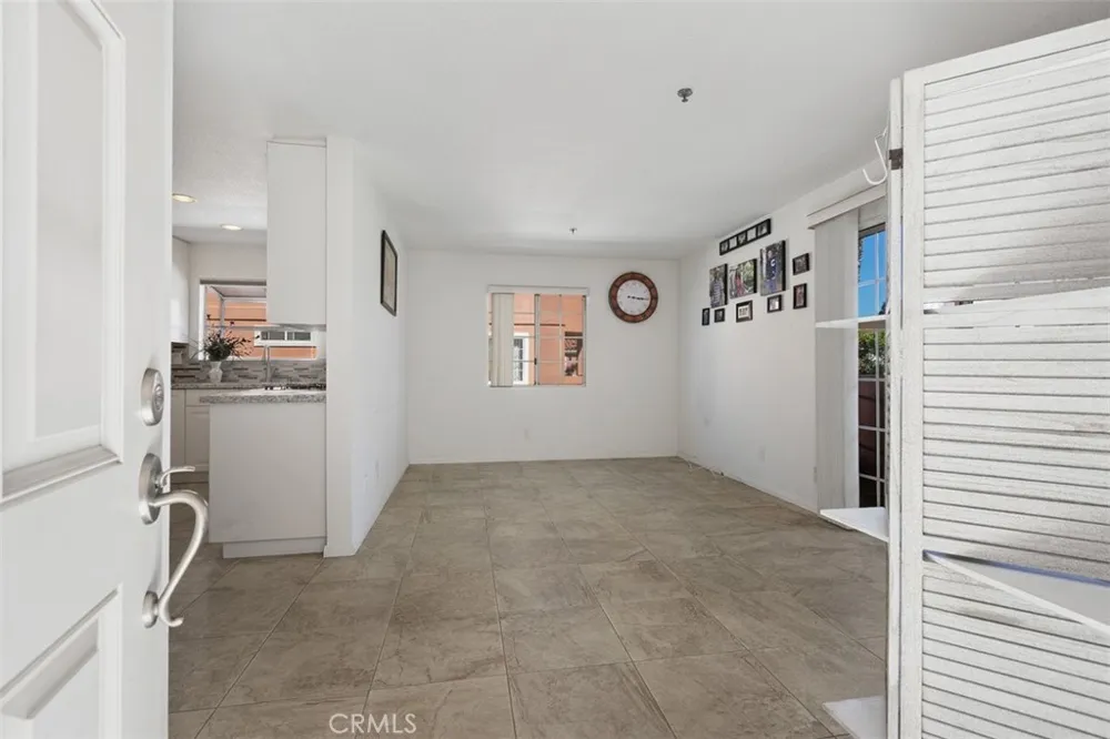 409 Utica #D43 Huntington Beach, CA 92648
