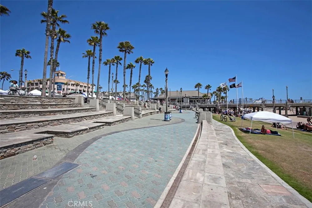 409 Utica #D43 Huntington Beach, CA 92648