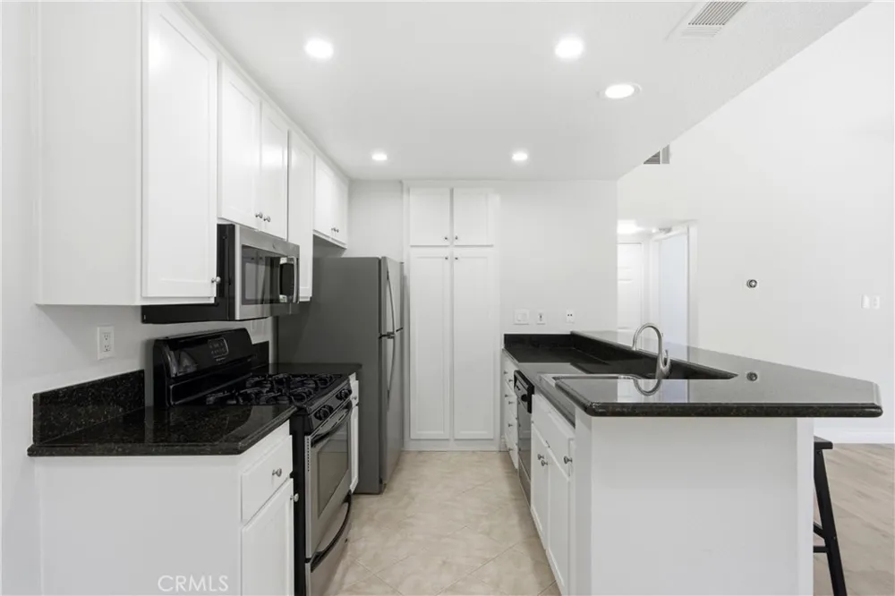 25215 Via Lido Laguna Niguel, CA 92677