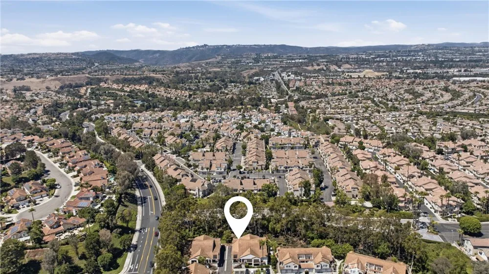 25215 Via Lido Laguna Niguel, CA 92677