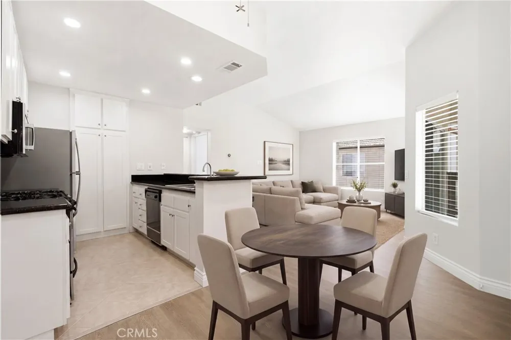 25215 Via Lido Laguna Niguel, CA 92677