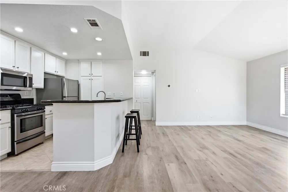 25215 Via Lido Laguna Niguel, CA 92677