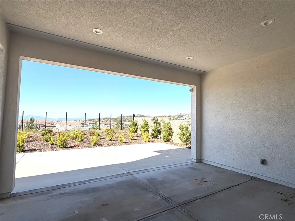20756 W Bluebird Ct Porter Ranch, CA 91326