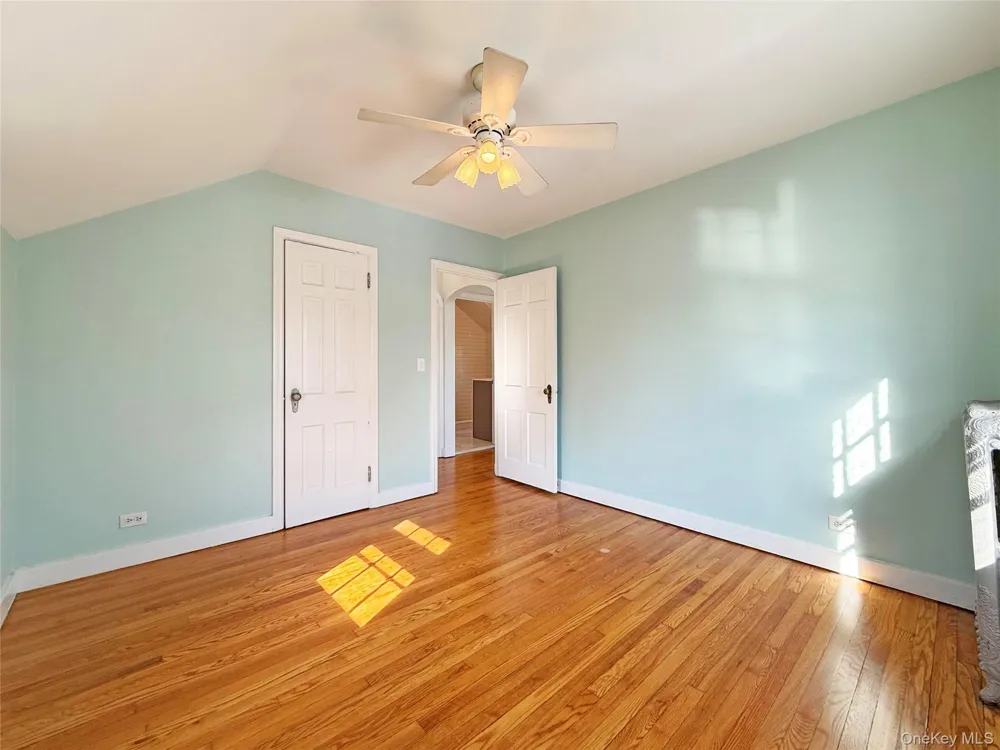 495 Montauk Highway East Quogue, NY 11942