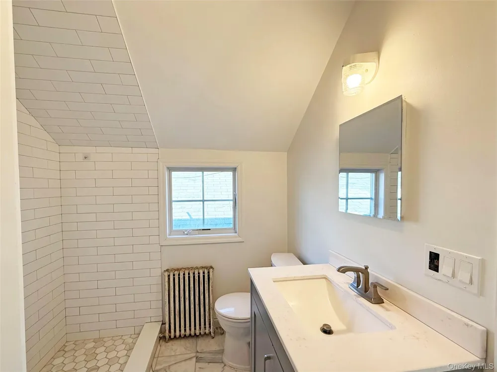 495 Montauk Highway East Quogue, NY 11942