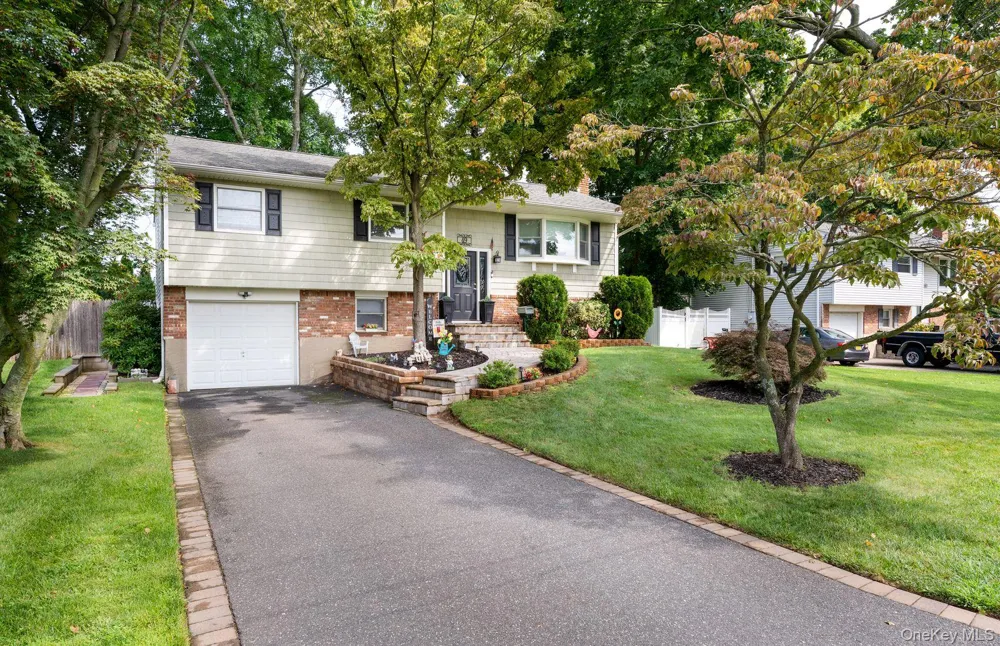 49 McKinley Street Saint James, NY 11780