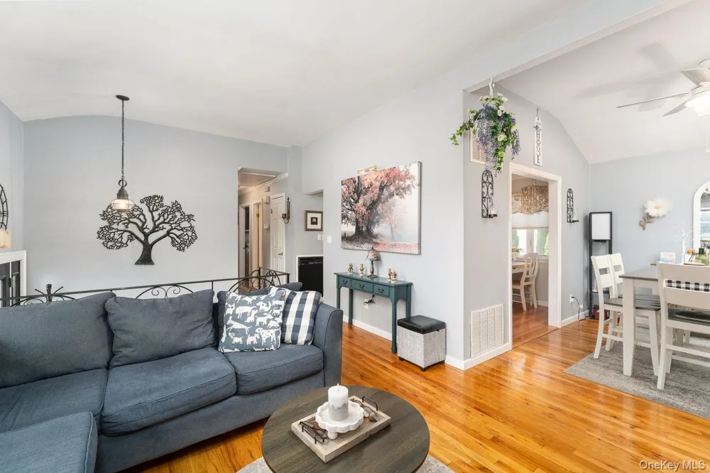 49 McKinley Street Saint James, NY 11780