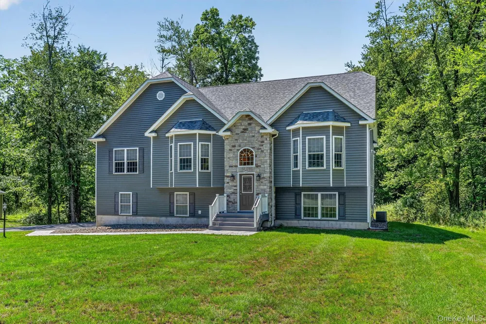 15 Alpine Lane Washingtonville, NY 10992