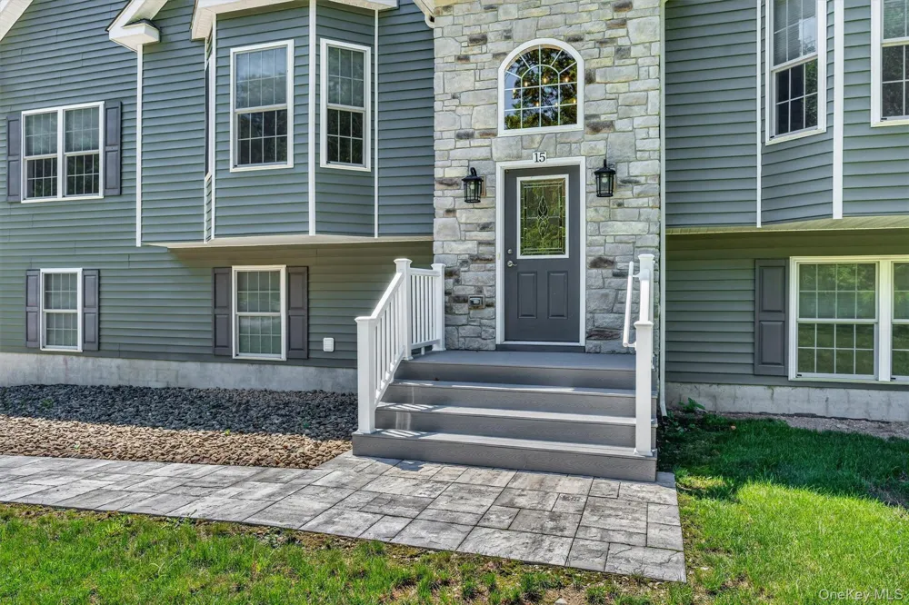 15 Alpine Lane Washingtonville, NY 10992