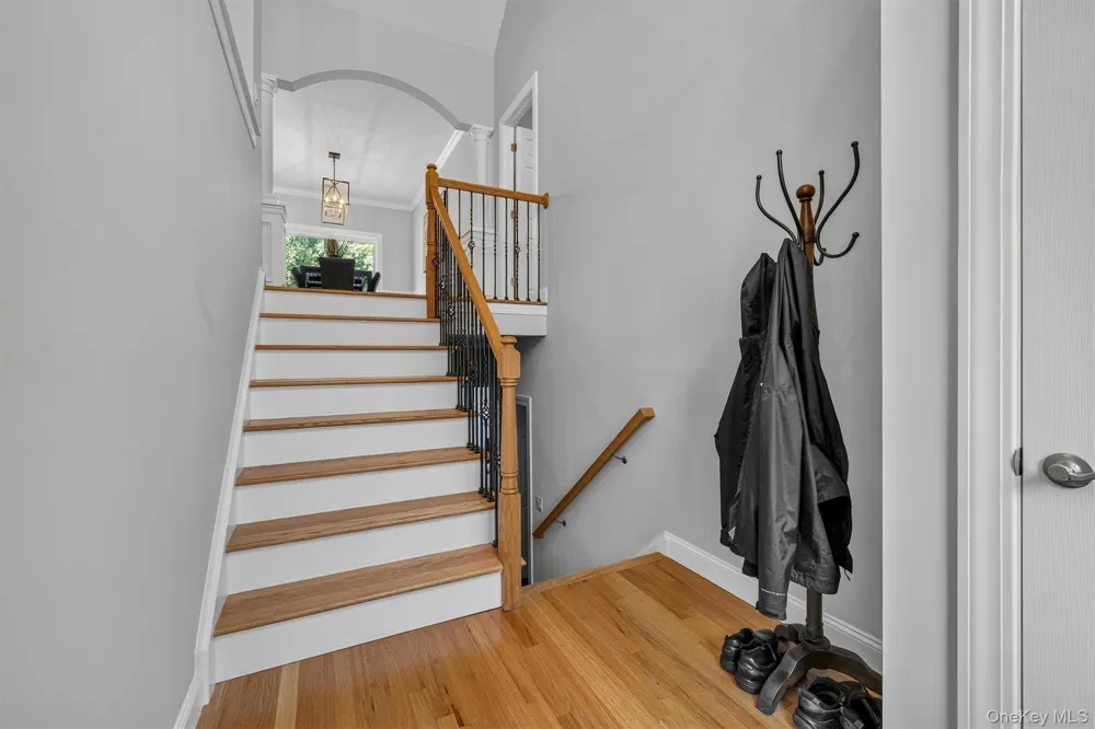 15 Alpine Lane Washingtonville, NY 10992
