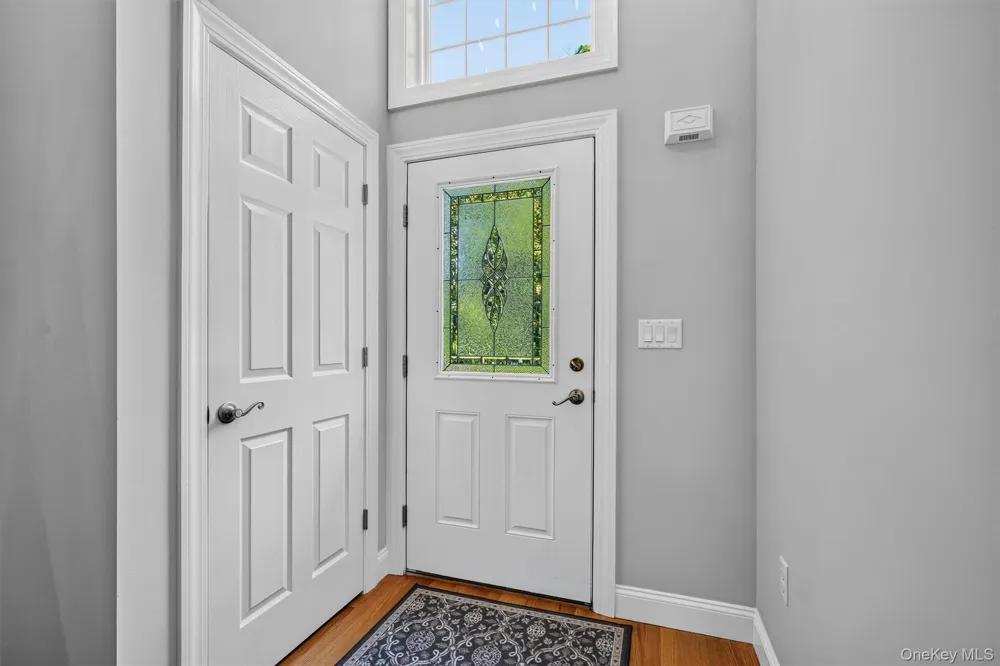 15 Alpine Lane Washingtonville, NY 10992