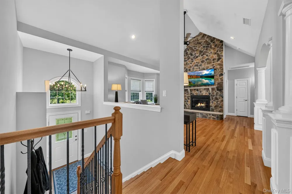 15 Alpine Lane Washingtonville, NY 10992