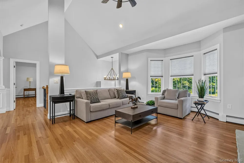 15 Alpine Lane Washingtonville, NY 10992