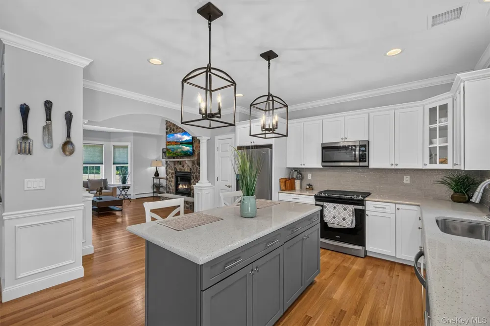 15 Alpine Lane Washingtonville, NY 10992