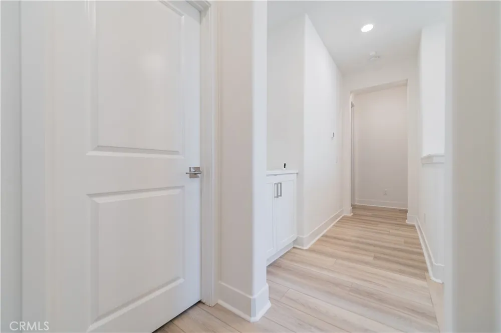 168 Sash Irvine, CA 92618