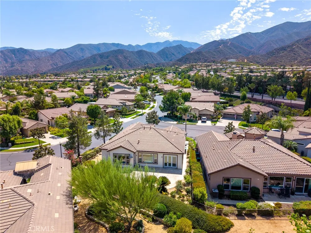 23806 Carrizo Gorge Court Corona, CA 92883