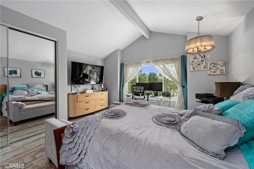 27 Rosy Finch Ln Aliso Viejo, CA 92656