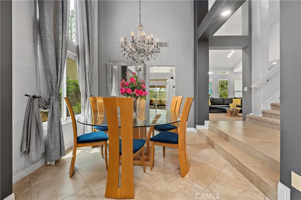 27 Rosy Finch Ln Aliso Viejo, CA 92656