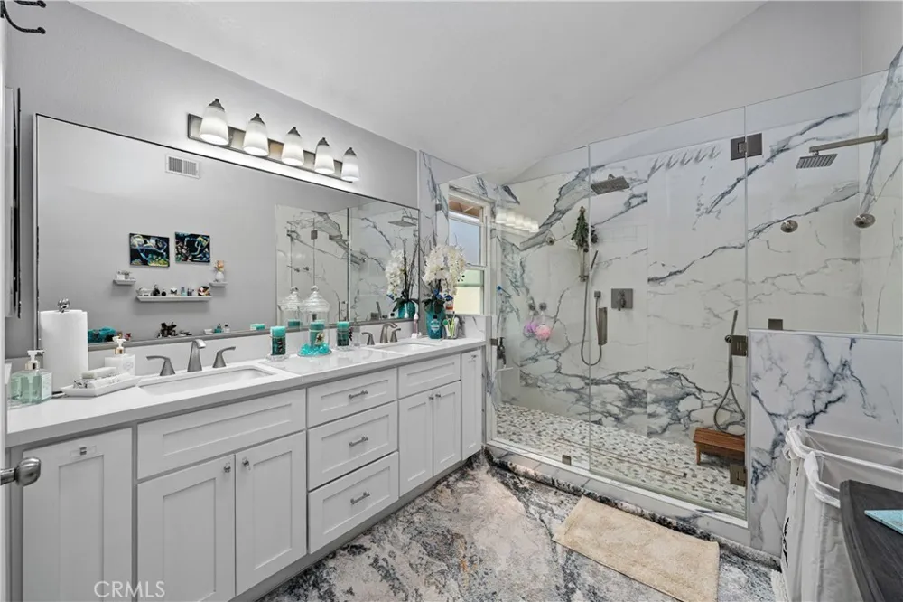 27 Rosy Finch Ln Aliso Viejo, CA 92656