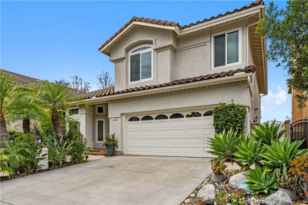 27 Rosy Finch Ln Aliso Viejo, CA 92656