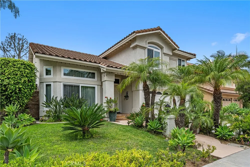 27 Rosy Finch Ln Aliso Viejo, CA 92656