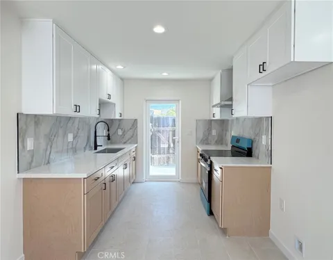 284 Palm Avenue #D