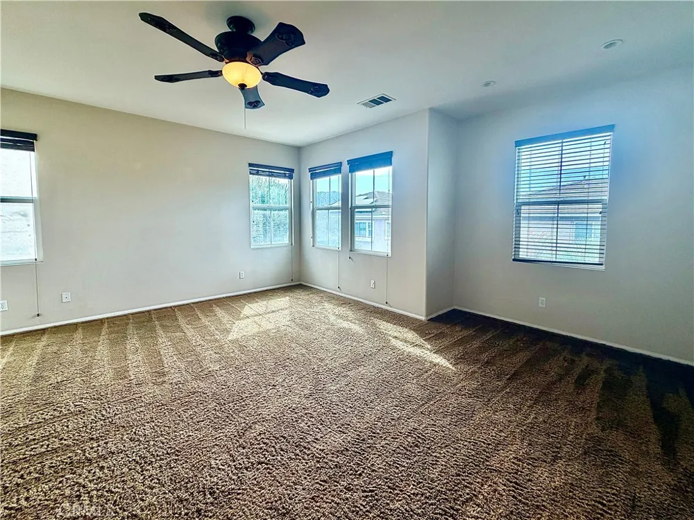 45535 Seagull Way Temecula, CA 92592