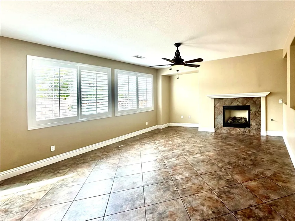 45535 Seagull Way Temecula, CA 92592