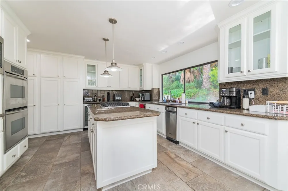 24692 Kings Road Laguna Niguel, CA 92677