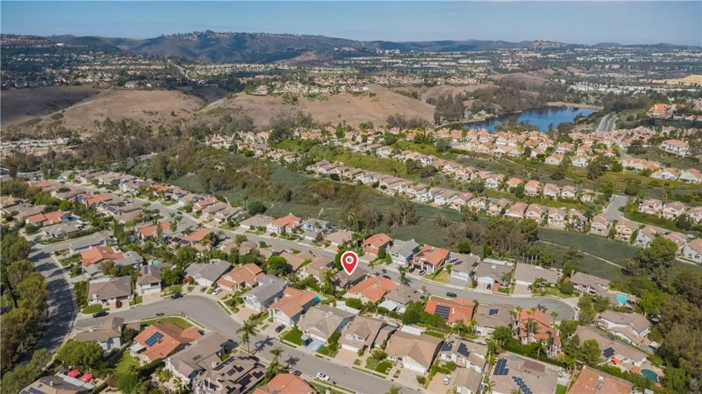 24692 Kings Road Laguna Niguel, CA 92677