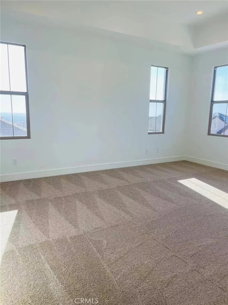 111 Spotted Quail Irvine, CA 92618