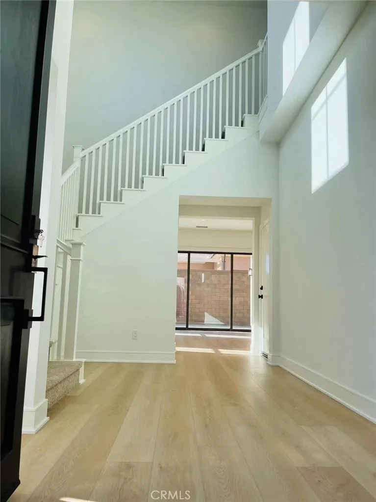 111 Spotted Quail Irvine, CA 92618