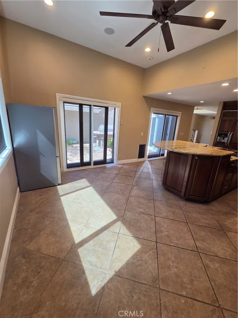 7 Singingwood Irvine, CA 92614